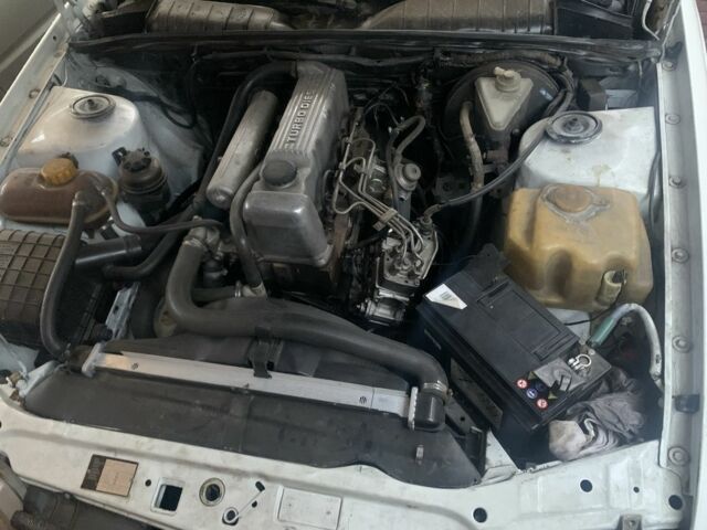 Білий Опель Омега, об'ємом двигуна 2.3 л та пробігом 3 тис. км за 2000 $, фото 4 на Automoto.ua