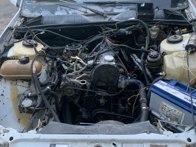 Білий Опель Омега, об'ємом двигуна 1.8 л та пробігом 450 тис. км за 320 $, фото 5 на Automoto.ua