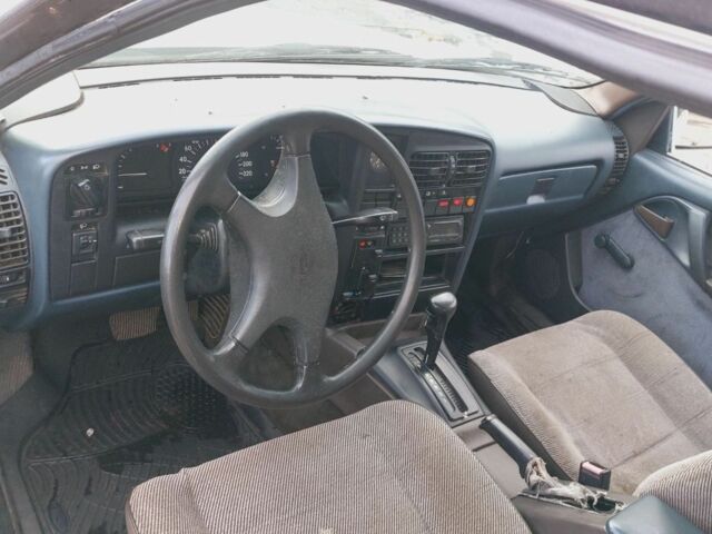 Белый Опель Омега, объемом двигателя 2 л и пробегом 220 тыс. км за 779 $, фото 11 на Automoto.ua