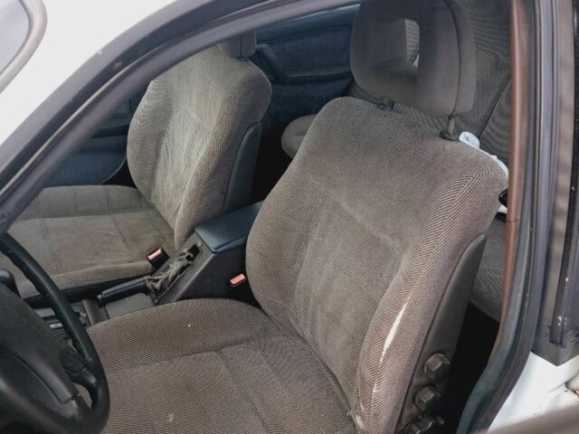 Белый Опель Омега, объемом двигателя 2 л и пробегом 220 тыс. км за 779 $, фото 10 на Automoto.ua