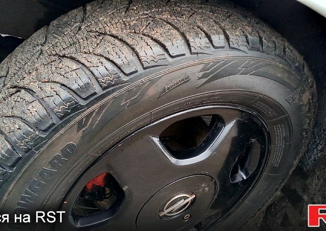 Білий Опель Омега, об'ємом двигуна 2 л та пробігом 300 тис. км за 1400 $, фото 10 на Automoto.ua