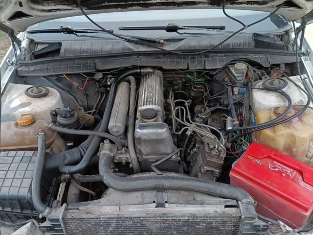 Белый Опель Омега, объемом двигателя 2.3 л и пробегом 400 тыс. км за 1350 $, фото 8 на Automoto.ua