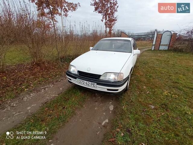 Білий Опель Омега, об'ємом двигуна 2 л та пробігом 370 тис. км за 1100 $, фото 2 на Automoto.ua