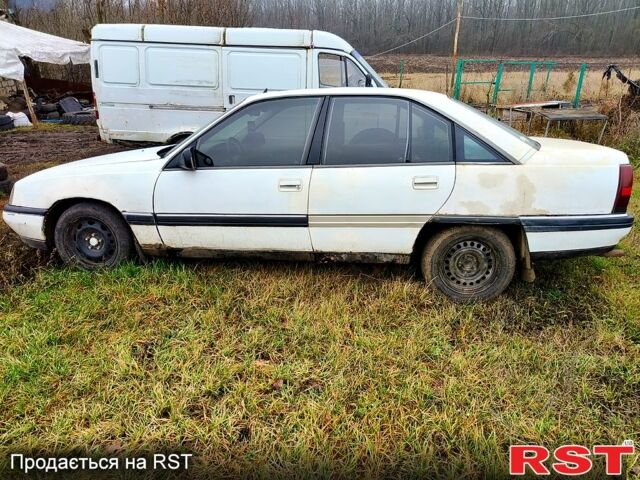 Білий Опель Омега, об'ємом двигуна 2 л та пробігом 200 тис. км за 500 $, фото 1 на Automoto.ua