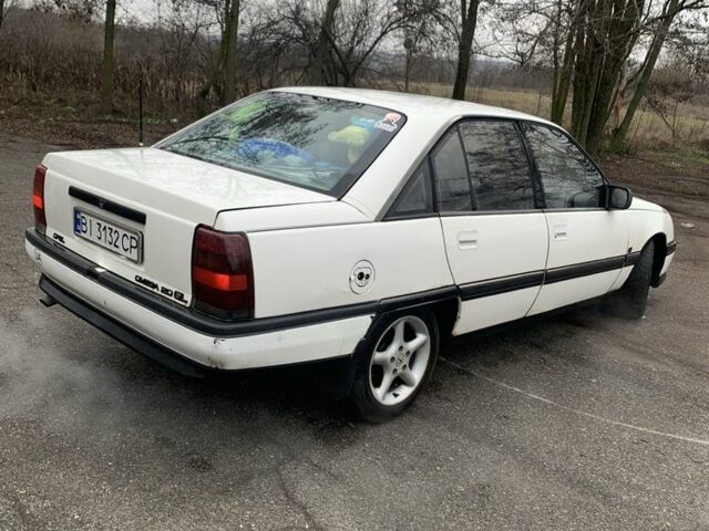 Білий Опель Омега, об'ємом двигуна 2 л та пробігом 33 тис. км за 1600 $, фото 3 на Automoto.ua