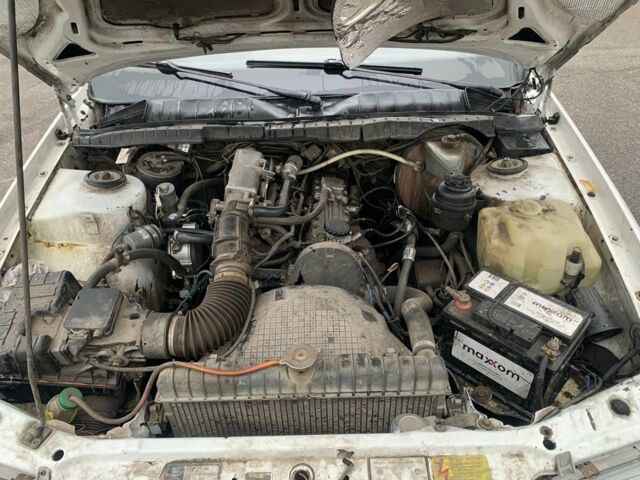 Білий Опель Омега, об'ємом двигуна 2 л та пробігом 33 тис. км за 1600 $, фото 7 на Automoto.ua