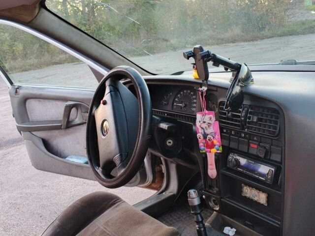 Белый Опель Омега, объемом двигателя 2 л и пробегом 390 тыс. км за 1321 $, фото 2 на Automoto.ua