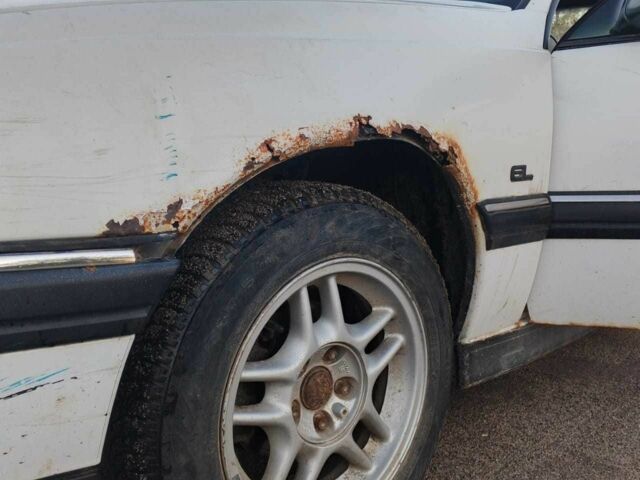 Белый Опель Омега, объемом двигателя 2 л и пробегом 390 тыс. км за 1321 $, фото 6 на Automoto.ua