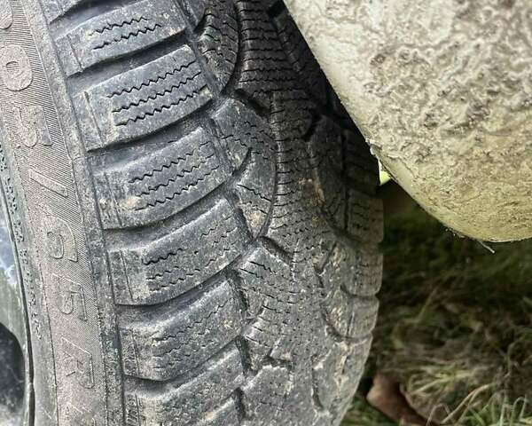 Опель Омега 1995 в Луцке на Automoto.ua Белый Опель Омега, объемом двигателя 2 л и пробегом 200 тыс. км за 1400 $, фото 2 на Automoto.ua
