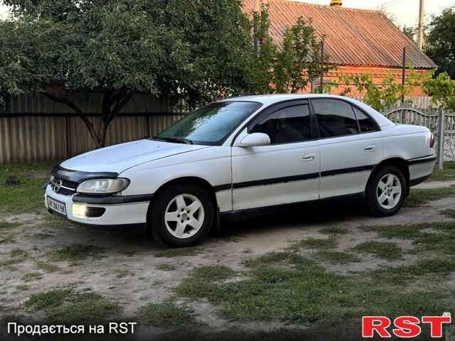 Белый Опель Омега, объемом двигателя 2 л и пробегом 200 тыс. км за 1450 $, фото 1 на Automoto.ua