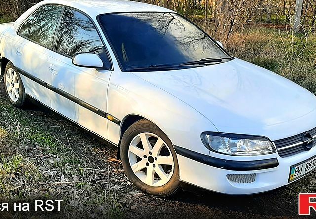 Білий Опель Омега, об'ємом двигуна 2 л та пробігом 200 тис. км за 2450 $, фото 1 на Automoto.ua