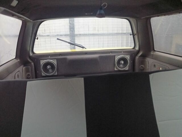 Белый Опель Омега, объемом двигателя 1.8 л и пробегом 350 тыс. км за 1425 $, фото 3 на Automoto.ua