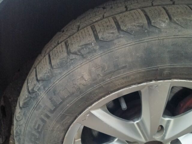 Белый Опель Омега, объемом двигателя 1.8 л и пробегом 350 тыс. км за 1425 $, фото 5 на Automoto.ua