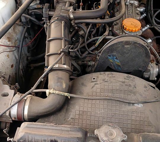 Білий Опель Омега, об'ємом двигуна 2 л та пробігом 0 тис. км за 500 $, фото 8 на Automoto.ua