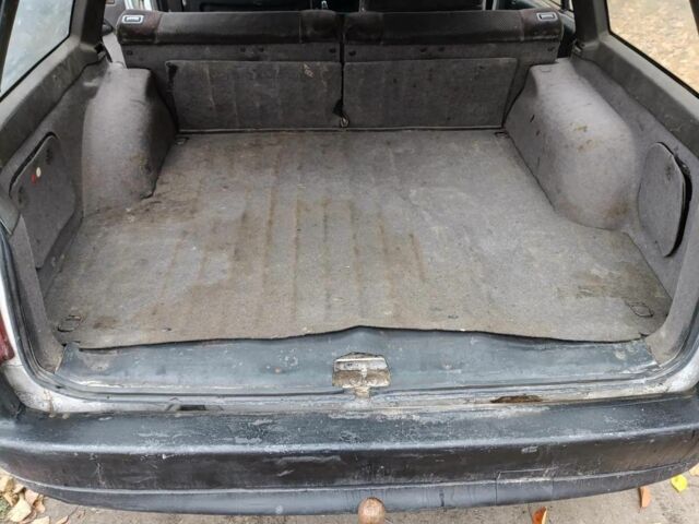 Білий Опель Омега, об'ємом двигуна 2.3 л та пробігом 350 тис. км за 1200 $, фото 2 на Automoto.ua