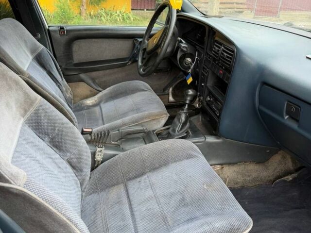 Білий Опель Омега, об'ємом двигуна 2 л та пробігом 200 тис. км за 800 $, фото 6 на Automoto.ua