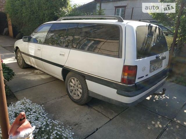 Білий Опель Омега, об'ємом двигуна 2 л та пробігом 570 тис. км за 1200 $, фото 24 на Automoto.ua