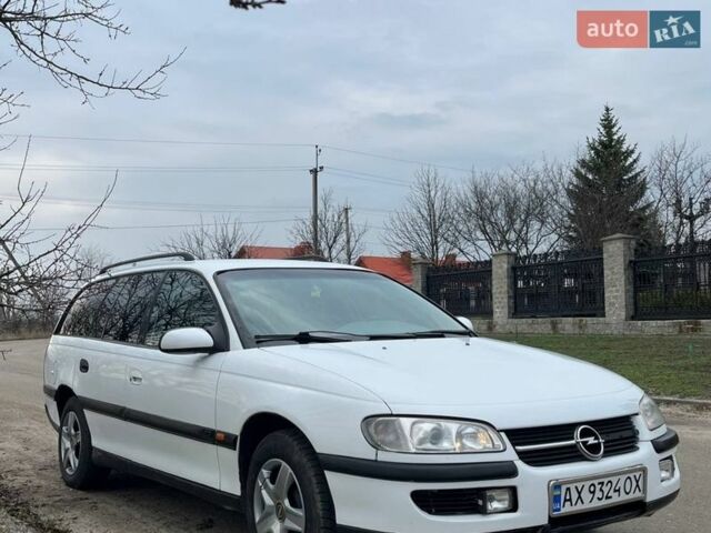 Белый Опель Омега, объемом двигателя 2.5 л и пробегом 435 тыс. км за 1800 $, фото 1 на Automoto.ua