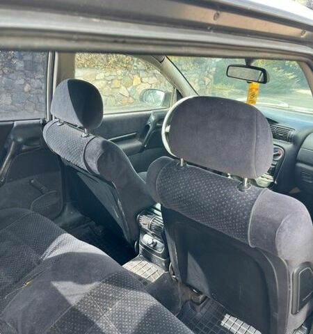 Белый Опель Омега, объемом двигателя 2 л и пробегом 400 тыс. км за 1550 $, фото 10 на Automoto.ua