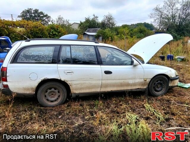 Білий Опель Омега, об'ємом двигуна 2 л та пробігом 0 тис. км за 500 $, фото 2 на Automoto.ua