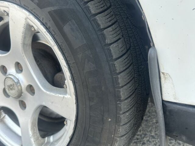 Белый Опель Омега, объемом двигателя 2 л и пробегом 333 тыс. км за 1480 $, фото 18 на Automoto.ua