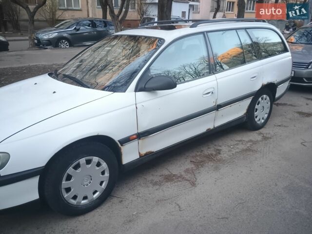 Білий Опель Омега, об'ємом двигуна 2 л та пробігом 308 тис. км за 2600 $, фото 2 на Automoto.ua