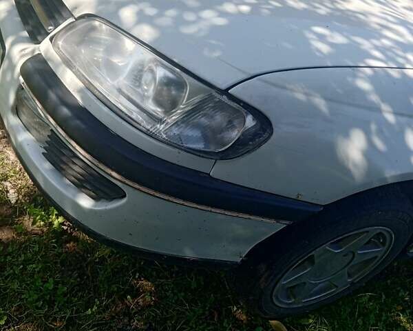 Белый Опель Омега, объемом двигателя 2.5 л и пробегом 368 тыс. км за 2000 $, фото 9 на Automoto.ua