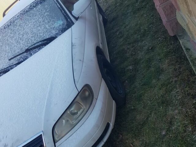 Білий Опель Омега, об'ємом двигуна 2.2 л та пробігом 250 тис. км за 599 $, фото 2 на Automoto.ua