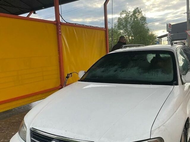 Белый Опель Омега, объемом двигателя 2.17 л и пробегом 278 тыс. км за 3500 $, фото 2 на Automoto.ua