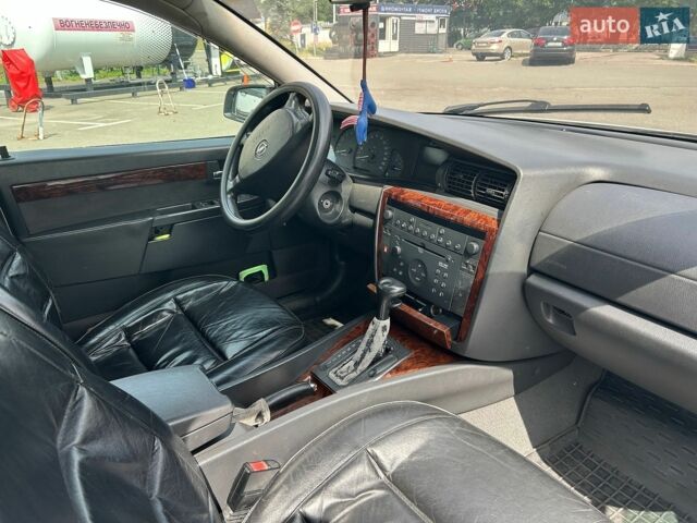 Белый Опель Омега, объемом двигателя 2.5 л и пробегом 385 тыс. км за 2999 $, фото 19 на Automoto.ua