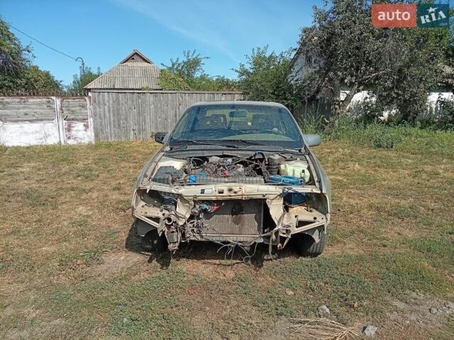 Бежевий Опель Омега, об'ємом двигуна 2 л та пробігом 490 тис. км за 512 $, фото 1 на Automoto.ua