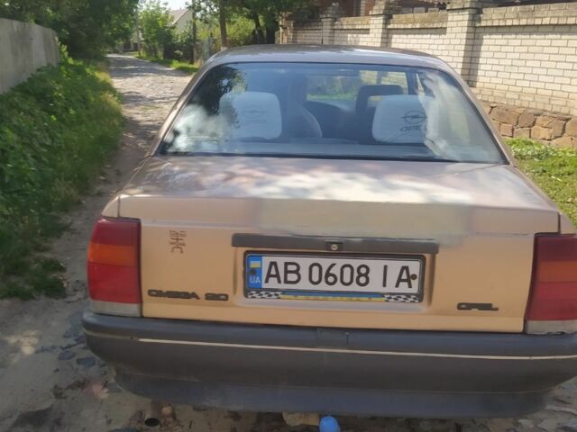Бежевый Опель Омега, объемом двигателя 2 л и пробегом 84 тыс. км за 1550 $, фото 1 на Automoto.ua