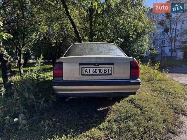 Бежевый Опель Омега, объемом двигателя 2 л и пробегом 450 тыс. км за 950 $, фото 1 на Automoto.ua