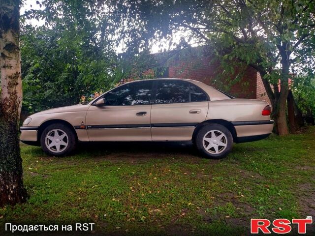 Бежевый Опель Омега, объемом двигателя 2 л и пробегом 0 тыс. км за 2200 $, фото 6 на Automoto.ua