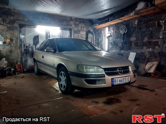 Бежевый Опель Омега, объемом двигателя 2 л и пробегом 0 тыс. км за 2200 $, фото 3 на Automoto.ua