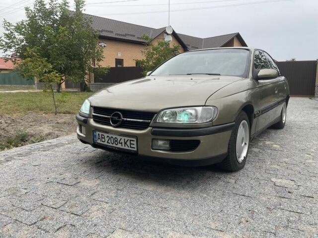 Бежевый Опель Омега, объемом двигателя 2 л и пробегом 3 тыс. км за 1500 $, фото 1 на Automoto.ua