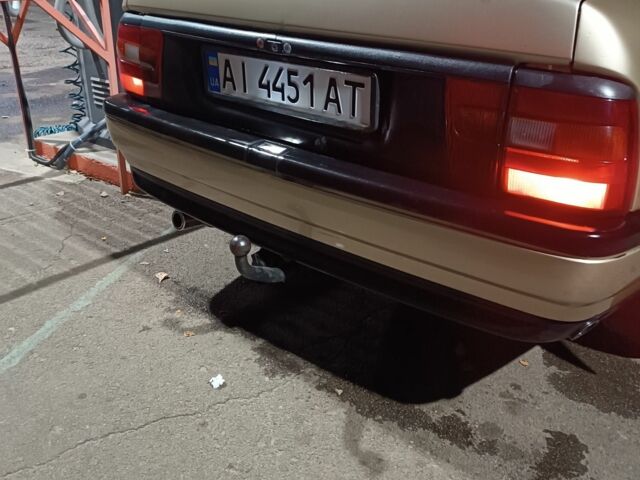 Бежевый Опель Омега, объемом двигателя 0 л и пробегом 864 тыс. км за 1100 $, фото 5 на Automoto.ua