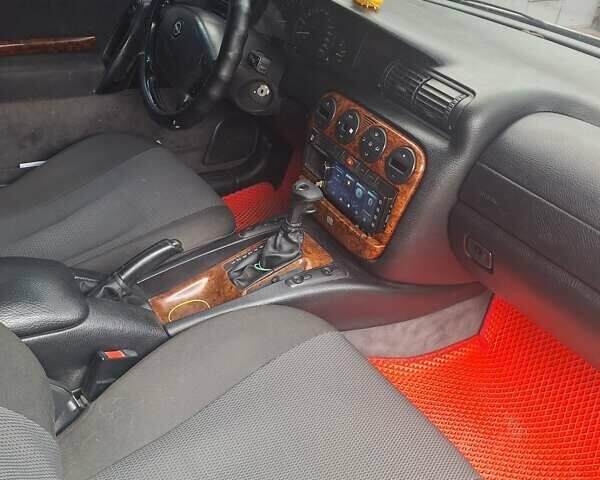 Бежевый Опель Омега, объемом двигателя 2 л и пробегом 300 тыс. км за 2550 $, фото 6 на Automoto.ua