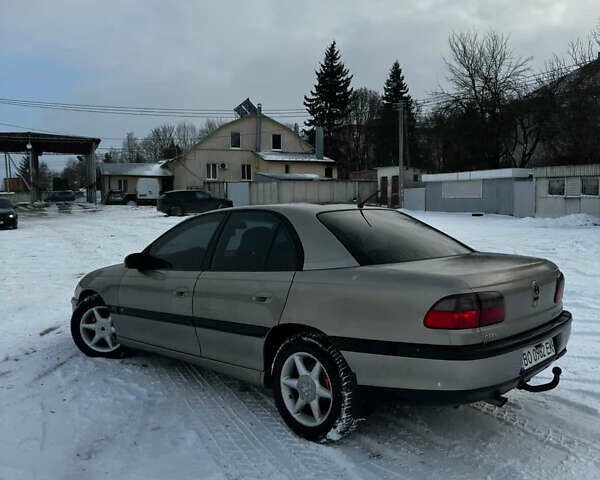 Бежевый Опель Омега, объемом двигателя 2 л и пробегом 384 тыс. км за 2750 $, фото 4 на Automoto.ua