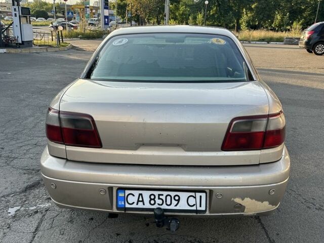 Опель Омега 2001 у Києві на Automoto.ua Бежевий Опель Омега, об'ємом двигуна 2.5 л та пробігом 487 тис. км за 2250 $, фото 4 на Automoto.ua