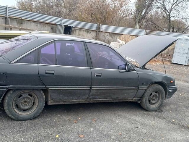 Чорний Опель Омега, об'ємом двигуна 2 л та пробігом 3 тис. км за 800 $, фото 6 на Automoto.ua