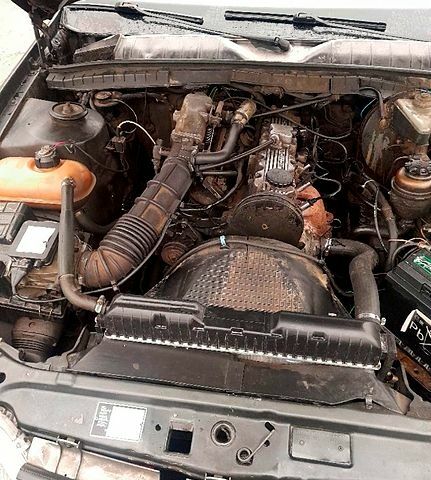 Черный Опель Омега, объемом двигателя 2 л и пробегом 100 тыс. км за 500 $, фото 3 на Automoto.ua