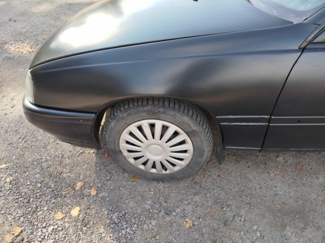 Черный Опель Омега, объемом двигателя 2 л и пробегом 394 тыс. км за 900 $, фото 5 на Automoto.ua