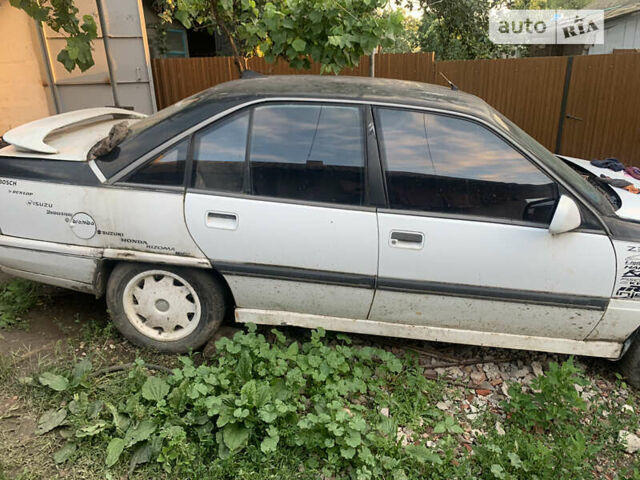 Черный Опель Омега, объемом двигателя 2.3 л и пробегом 555 тыс. км за 1700 $, фото 6 на Automoto.ua