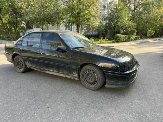Чорний Опель Омега, об'ємом двигуна 3 л та пробігом 350 тис. км за 350 $, фото 4 на Automoto.ua