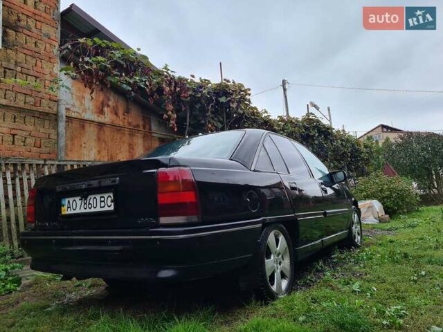 Черный Опель Омега, объемом двигателя 2 л и пробегом 379 тыс. км за 2150 $, фото 2 на Automoto.ua