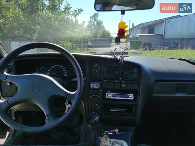 Чорний Опель Омега, об'ємом двигуна 2 л та пробігом 40 тис. км за 1100 $, фото 10 на Automoto.ua