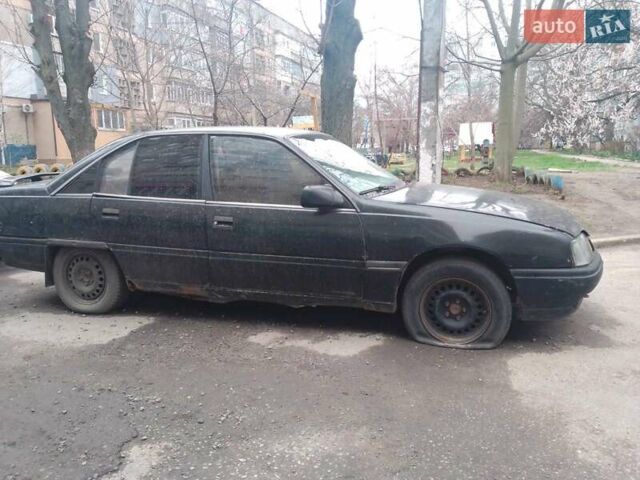 Черный Опель Омега, объемом двигателя 2 л и пробегом 555 тыс. км за 500 $, фото 3 на Automoto.ua