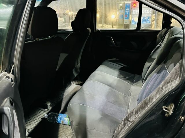 Черный Опель Омега, объемом двигателя 2 л и пробегом 290 тыс. км за 746 $, фото 14 на Automoto.ua