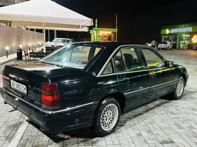 Черный Опель Омега, объемом двигателя 2 л и пробегом 290 тыс. км за 746 $, фото 7 на Automoto.ua